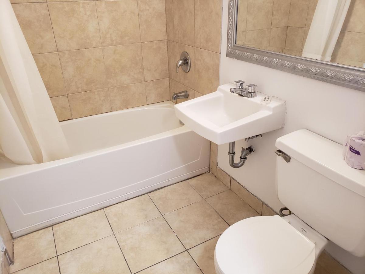 Niagara Falls Courtside Inn Экстерьер фото