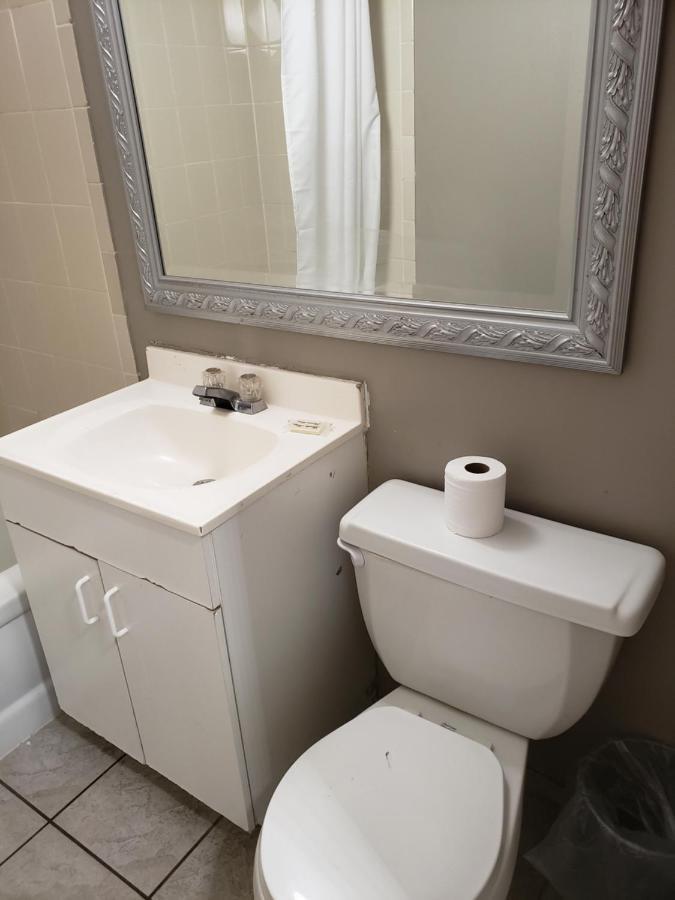 Niagara Falls Courtside Inn Экстерьер фото