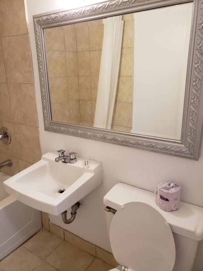 Niagara Falls Courtside Inn Экстерьер фото