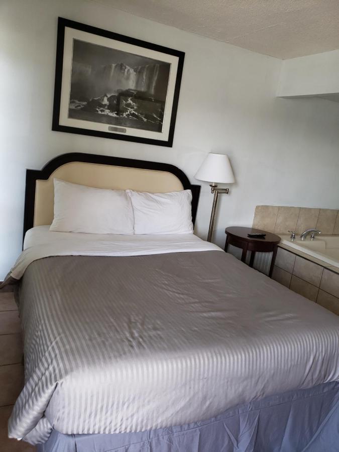 Niagara Falls Courtside Inn Экстерьер фото