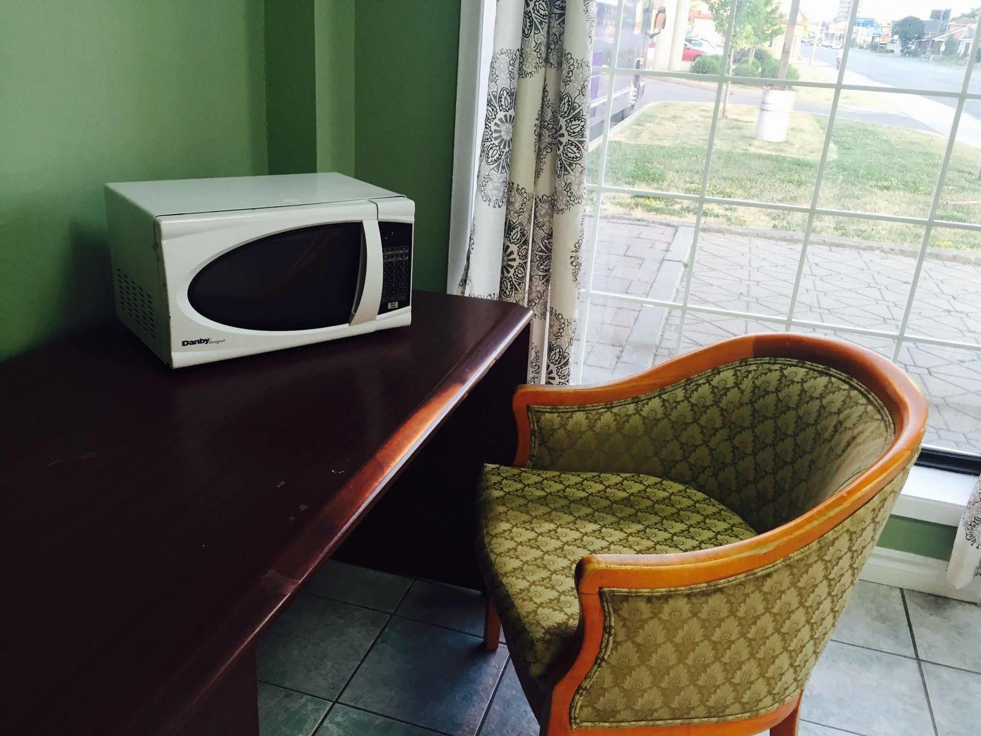 Niagara Falls Courtside Inn Экстерьер фото